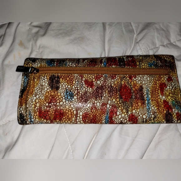 Authentic HOBO Jill large trifold printed leather - Picture 12 of 12